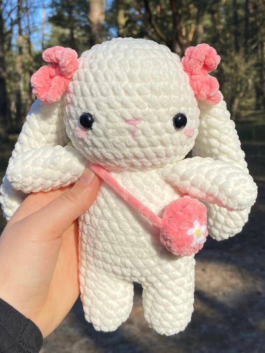 Bunny Plushie - Masterclass - The Crochet Boy