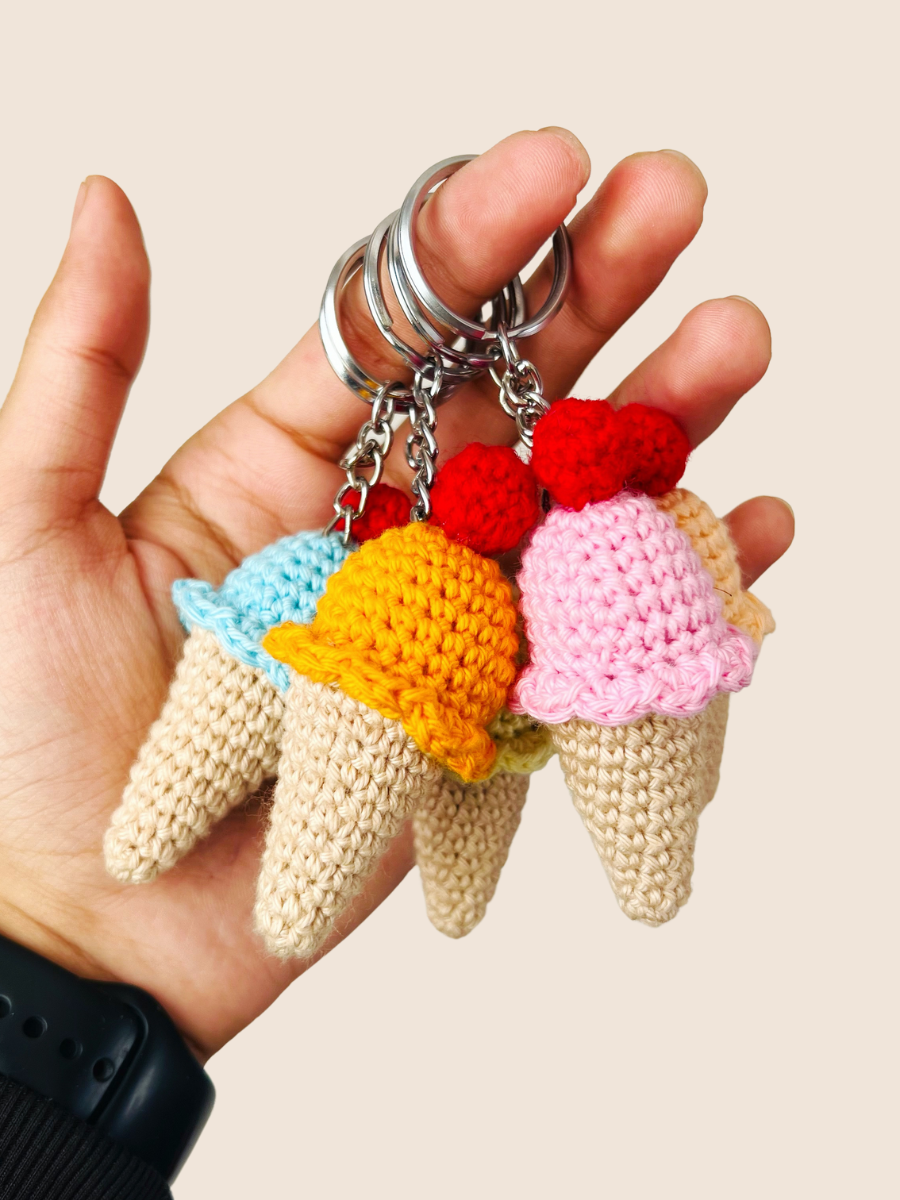 Ice Cream Keychain - Masterclass - The Crochet Boy