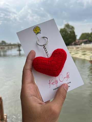 Heart Keychain - Masterclass - The Crochet Boy