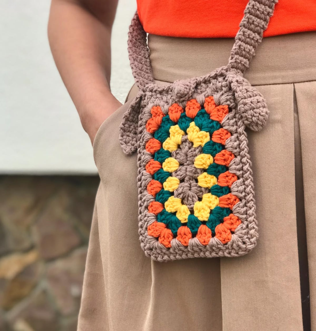 Granny Phone Bag - Masterclass - The Crochet Boy