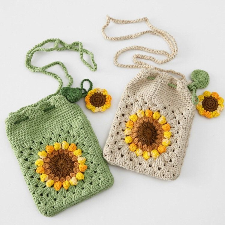 Sunflower Phone Bag - Masterclass - The Crochet Boy